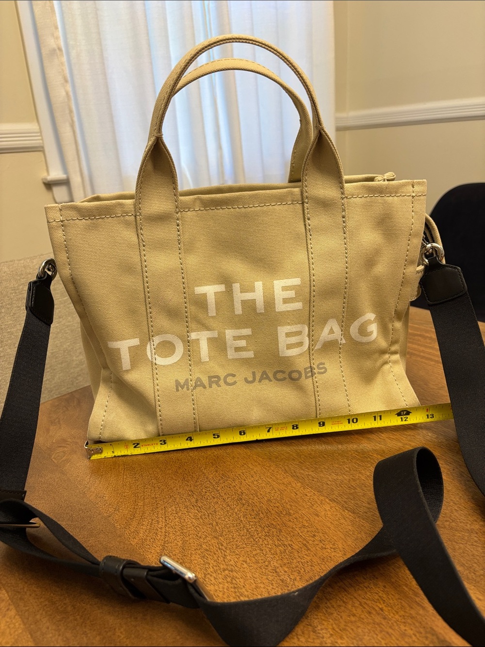 Marc Jacobs The Tote Bag Canvas Tote in Light Beige